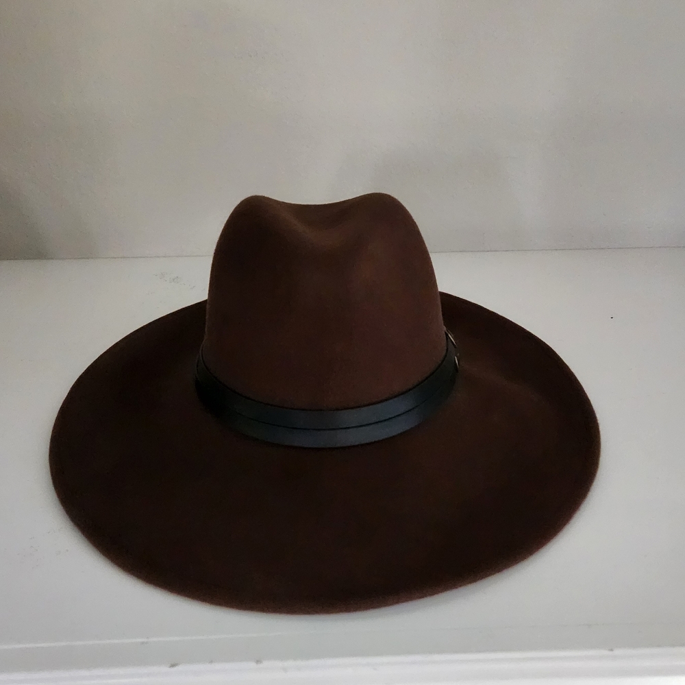Both (2) Goorin Bros Lighter Brown/Dark Brown Hats Size Med NWT